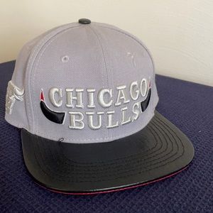 Chicago bulls strap back hat